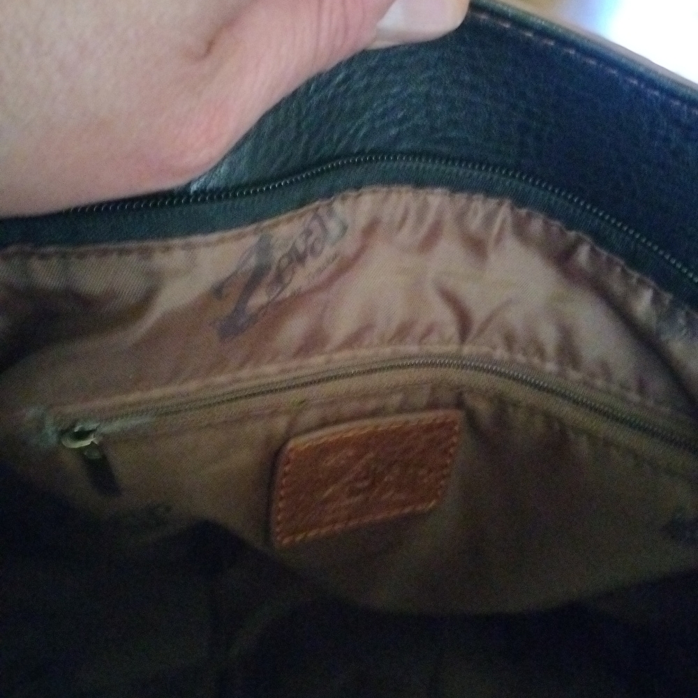 Zevar Handbag - Picture 7 of 7